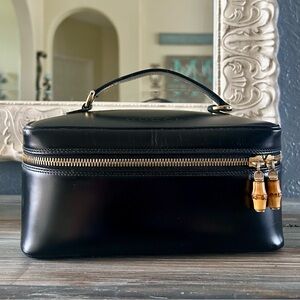Gucci Elegant Vintage Bamboo Vanity Bag Clutch w Top Handle Shiny Leather w COA